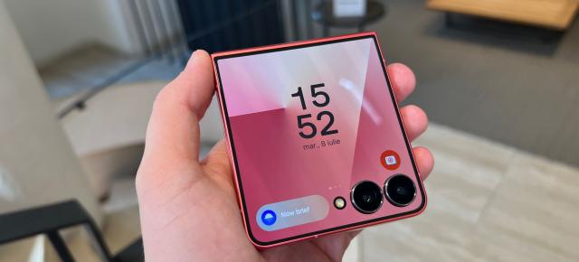 Preț și disponibilitate Samsung Galaxy Flip7 în România