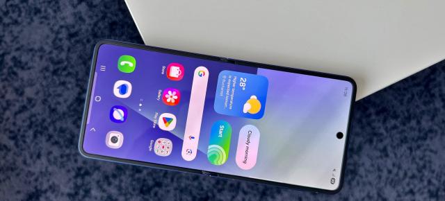 Samsung Galaxy Z Flip7: Benchmark-uri alimentate de un Exynos 2500 peste Snapdragon 8 Gen3, boost de performanță mare față de Flip6
