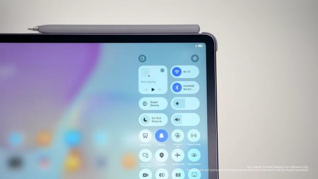 <b>Huawei lansează MatePad 11.5 (2025) cu ecran PaperMatte, baterie mai mare și preț de la 290 euro</b>Scriam ieri că s-a lansat varianta globală a lui HUAWEI Pura 80, însă am omis să amintim de un alt produs interesant anunțat în paralel: noua tabletă Huawei MatePad 11.5 (2025), o versiune rafinată a modelului din 2023. Vine cu un ecran mai bun, o baterie