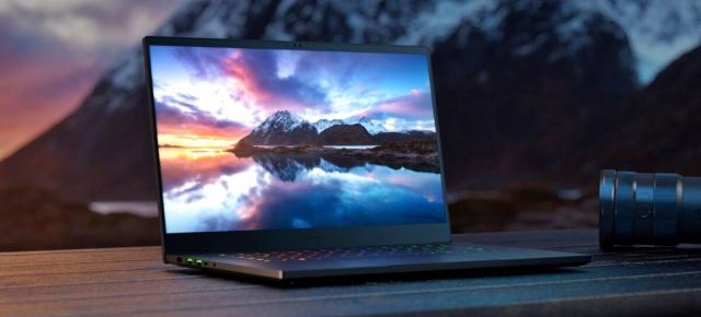 Primul laptop cu ecran OLED de 240Hz vine de la Razer și se numește Blade 15 (2022)