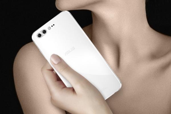 Preț și disponibilitate Asus ZenFone 4 Pro în România