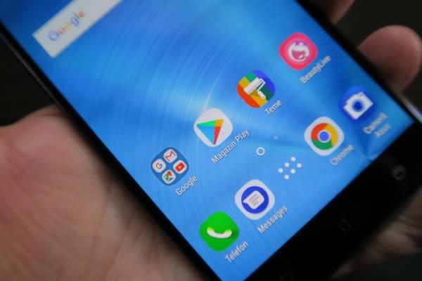 ASUS ZenFone Zoom S: OS, UI, aplicaţii "last gen" gata de trecerea la "next gen"
