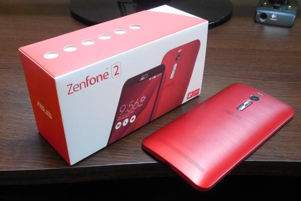 ASUS Zenfone 2 ZE551ML - Galerie foto Mobilissimo.ro