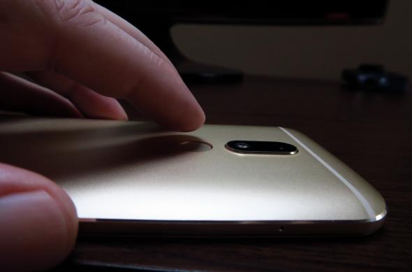 Motorola Moto M - Fotografii Hands-On: Motorola-Moto-M_033.JPG