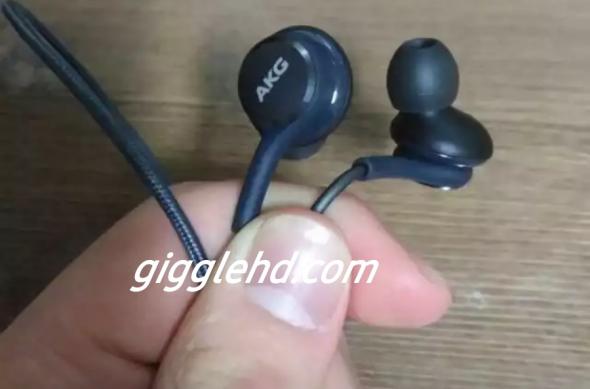 Căşti AKG Samsung Galaxy S8 (accesorii): s8-akg-earphones-1.jpg