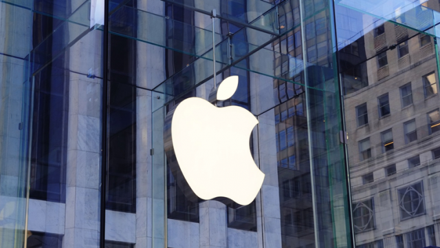 <b>Apple ar urma să deschidă două noi centre R&D în China; se estimează investiții de peste 500 milioane de dolari </b>Cei de la Apple au anunțat în cursul acestei zile planul de a deschide două noi centre de Cercetare-Dezvoltare în China, facilități ce vor fi ridicate în regiunile Shanghai și Suzhou. Aparent, gigantul din Cupertino speră să atragă astfel proaspăt absolve