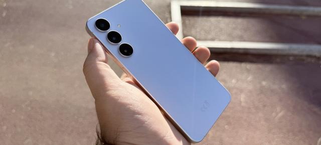 Samsung Galaxy S26 FE ar primi un setup foto aproape identic cu al predecesorului; Iată ce ne rezervă