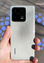 Xiaomi 18 își dezvălui spatele pintr-o scurgere de informații: camerele renunță la simetria generației 17