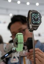Apple Watch rotund? Apple a analizat ideea, însă adevărata surpriză ar putea fi un tracker fără ecran