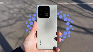 Xiaomi 18 își dezvălui spatele pintr-o scurgere de informații: camerele renunță la simetria generației 17