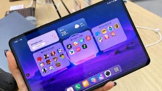 Lenovo Legion Y700 Infinite apare în fotografii reale; OLED de 165 Hz într-un format de 8,4 inch