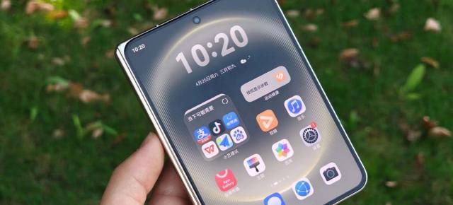 HONOR ar putea scurta telefoanele, nu doar diagonala: două modele late sunt în lucru