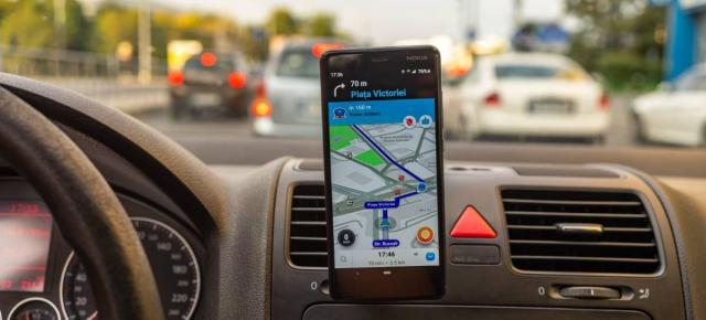 Statele UE pot limita anumite alerte din Waze; Raportările despre radare și controale pot fi filtrate legal