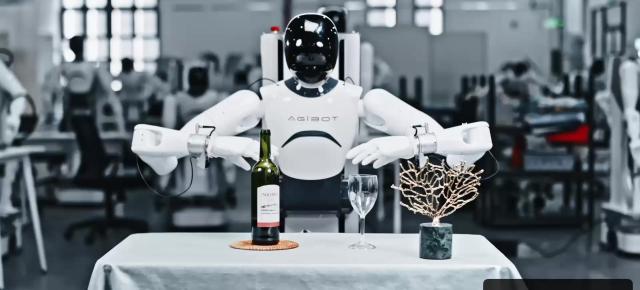 China livrează peste 97% dintre roboții umanoizi ai lumii; AGIBOT depășește Unitree în 2026
