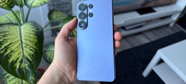 Samsung ar renunța la diafragma variabilă pe seria Galaxy S27; Costul și camera mai groasă ar fi principalele motive