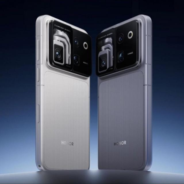 Calculul costurilor pentru importul telefonului HONOR Robot Phone în România