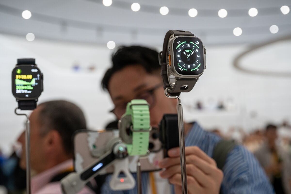 Apple Watch rotund? Apple a analizat ideea, însă adevărata surpriză ar putea fi un tracker fără ecran