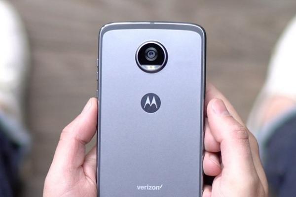 Motorola dezvăluie lista terminalelor care vor primi actualizarea la Android 8.0 Oreo