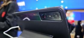 Nubia Redmagic Nova Gaming Tablet video hands-on de la MWC 2025: Tabletă de gaming cu ventilator, ecran 144Hz 