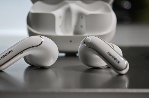 Xiaomi Buds 5 Pro - Fotografii hands-on (MWC 2025): IMG_20250302_160854.jpg