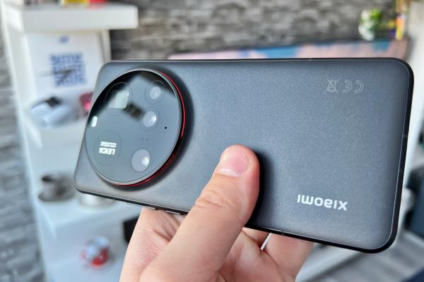Xiaomi 15 Ultra: Benchmark-urile spun o poveste de flagship unde performanță nu este sacrificată