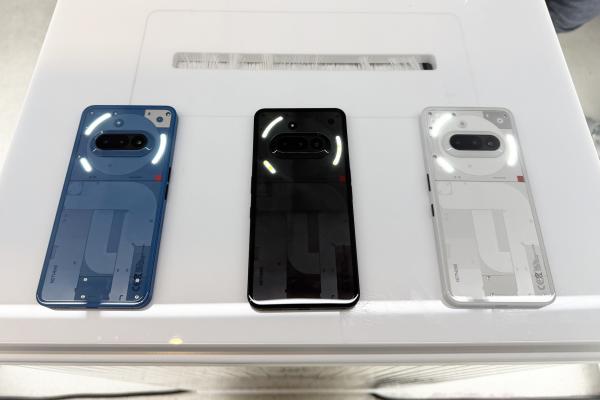 Nothing Phone (3a) - Fotografii Hands-on