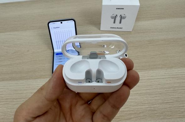 Samsung Galaxy Buds3 - Design & Setup: Photo 07.08.2024, 15 11 52.jpg