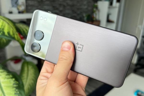 OnePlus Nord 4 nu e tocmai ușor de reparat; Iată disecția sa (Video)