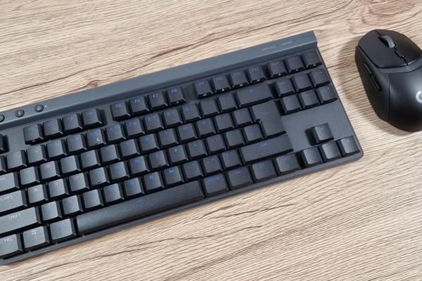 Prezentare Logitech G515 Lightspeed: O tastatură wireless corectă, cu profil redus, companion perfect atât pentru gaming, cât și pentru office