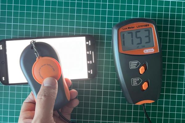 Google Pixel 9 - Test luminozitate