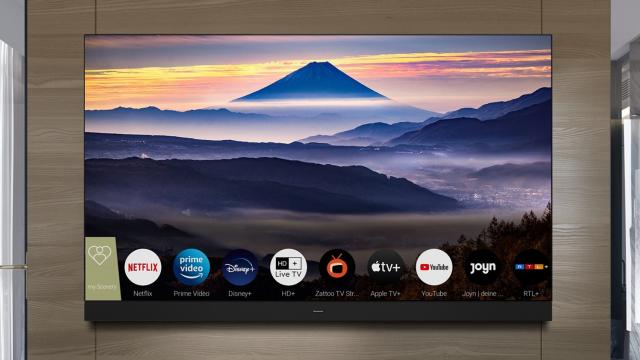 <b>CES 2023: Panasonic prezintă smart TV-ul OLED MZ2000 - noul vârf de gamă disponibil în variante de 55, 65 și 77 inch</b>Panasonic a anunțat astăzi noul vârf de gamă în materie de smart TV-uri din portofoliul său - OLED MZ2000. Se pare că va fi disponibil în variante de 55, 65 și 77 inch în diagonală, iar la baza display-ului stă tehnologia Master OLED Ultimate