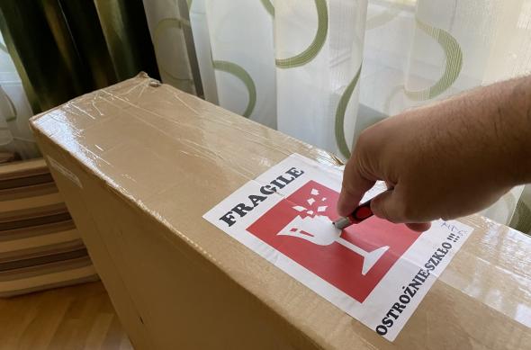 TCL C81 (TCL 65C81) Unboxing: TCL-C81-Unboxing_09.jpg