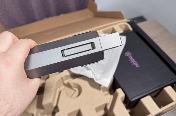 AOC Agon Pro AG276QZD2 - Unboxing: Photo 06.12.2025, 18 49 27.jpg