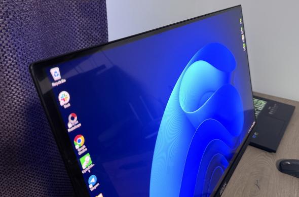 AOC Agon Pro AG276QZD2 - Galerie foto Mobilissimo.ro: Photo 08.12.2025, 10 20 49.jpg