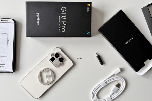 realme GT 8 Pro Unboxing: cine este Ricoh, 4 milioane de puncte în AnTuTu şi cel mai ieftin Snapdragon 8 Elite Gen 5