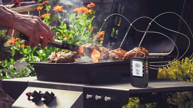 <b>E LUNI e AMAZON: Termometrul de bucătărie inteligent vă ajută să preparați mâncarea ca la carte</b>Astăzi am găsit pe amazon.de un gadget pentru pasionații de gătit. Termometrul Govee vă anunță în timp real care este starea preparatelor, direct pe smartphone-ul din dotare. Astfel, puteți petrece mai mult timp cu familia și prietenii în loc să stați