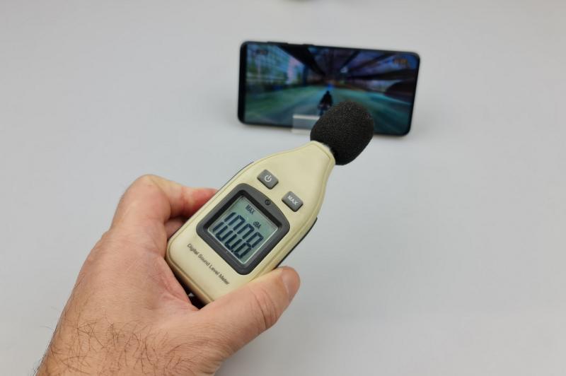 Putere volum Samsung Galaxy S21+ 5G: Samsung-Galaxy-S21-Plus_007.jpg