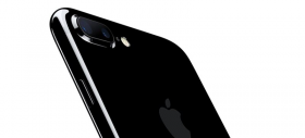 Probleme pentru utilizatorii de iPhone 7 Plus: camerele au început să "moară" din senin