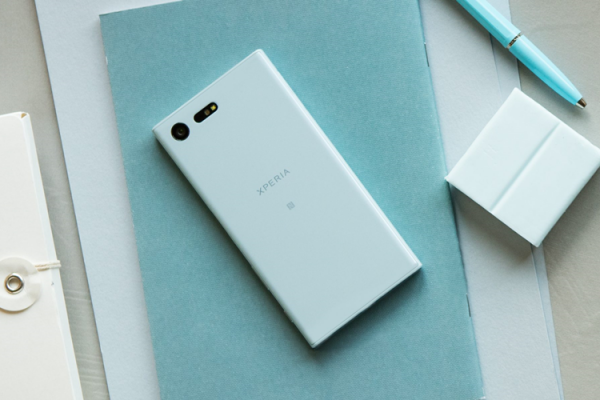 Sony Xperia X și Xperia X Compact primesc actualizarea la Android 7.0 Nougat; pentru moment doar în câteva regiuni din jurul lumii