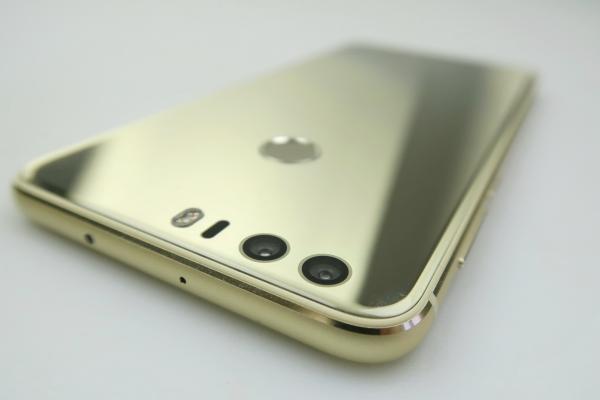 Huawei Honor 8: Designul cel mai arătos din 2016 până acum, de la Huawei