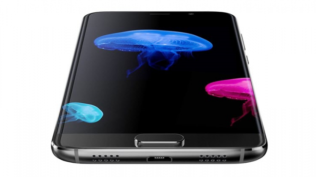 <b>Ediția limitată Elephone S7 cu procesor Helio X25 și 4 GB memorie RAM este acum disponibilă la vânzare</b>Așa cum v-am informat și noi prin intermediul unui articol anterior, Elephone S7 avea să primească o versiune limitată care să aducă la pachet dotări hardware mai bine puse la punct. Acest model debutează de astăzi la vânzarea în oferta celor de la 