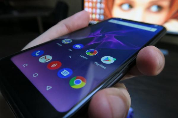 Allview Soul X5 Mini: OS, UI, aplicaţii cu Oreo 8.1, fără bloatware