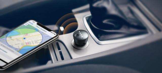 CES 2019: Anker Roav Bolt este un încărcător auto smart ce aduce Google Assistant în mașina ta