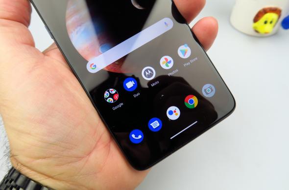 Motorola Moto G9 Plus - Galerie foto Mobilissimo.ro: Motorola-Moto-G9-Plus_072.JPG