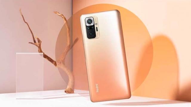 <b>Turul Magazinelor #883: Redmi Note 10, telefon robust CAT, televizor 4K NEI, fiecare în jur de 1000 lei</b>Începem o nouă săptămână în forţă, urând Hristos a Înviat celor care sărbătoresc Paştele Catolic. Pentru ceilalţi e primăvară, e curăţenie de primăvară, aruncat electronice vechi (în mod ecologic prin ridicare de autorităţi) şi cumpărat ceva nou