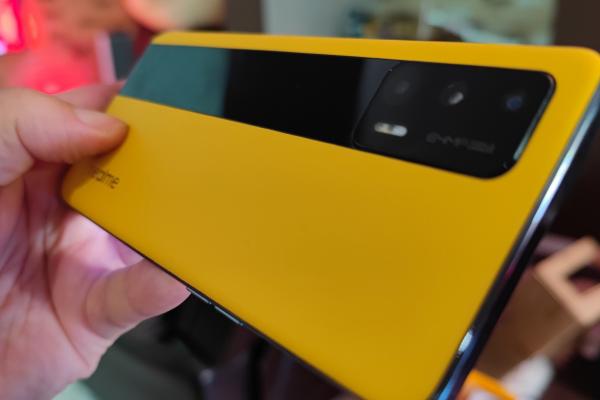 Mobicast #358: Dezbatere "Telefonului anului 2021 după 6 luni", gafe Apple şi OnePlus, am testat un tablou IKEA, finala EURO 2020