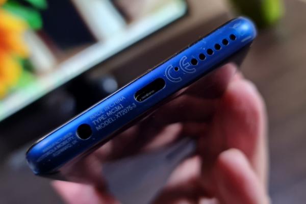 Motorola Moto G 5G Plus: Acustică stereo, cu un plus de bas