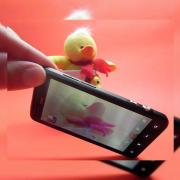 Review HTC EVO 3D - 3 dimensiuni pe un Sensation cu cameră duală, oare mai bun decât LG Optimus 3D? (Video)