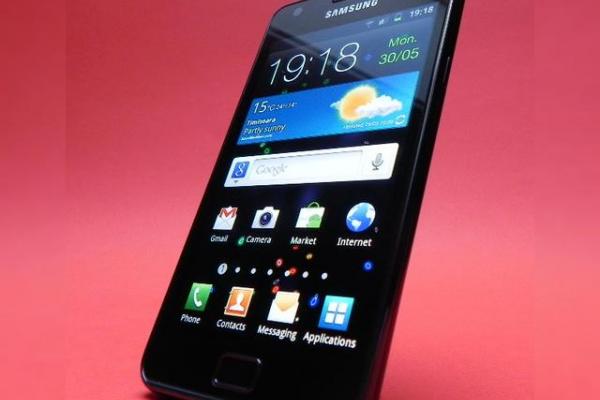 TOP 10 - cele mai bune telefoane În iunie 2011