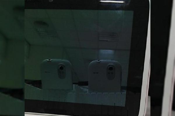 HTC Ruby, "telefonul din oglindă" rulează WP7 sau Android?